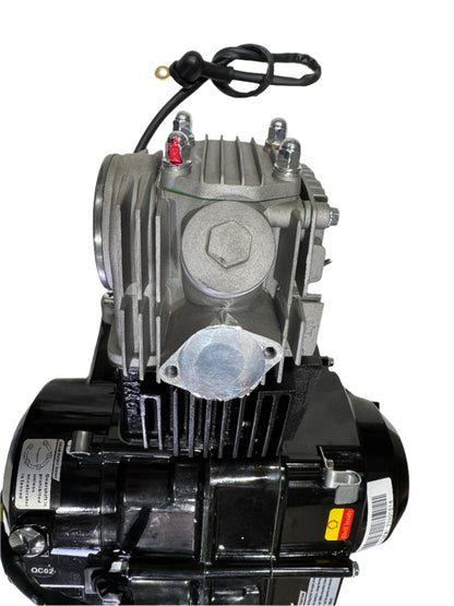 [Cracked, Never Used] LIFAN 125, Electric Start, Semi Auto 4 Stroke Engine (Black)